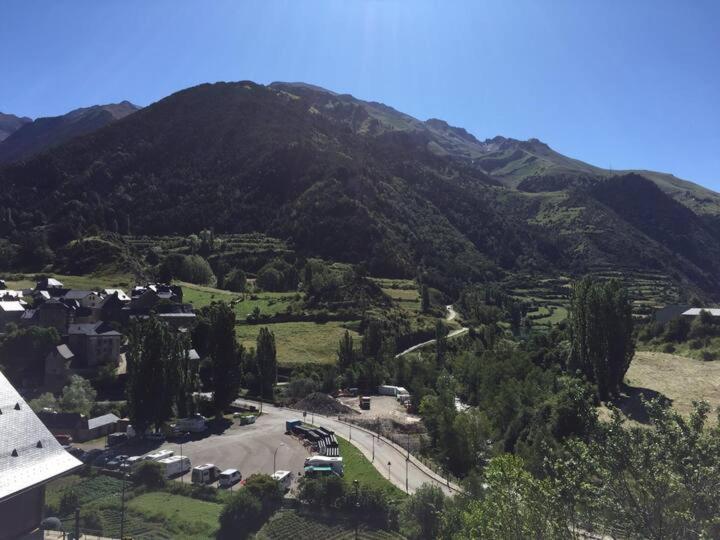 Casa Sendacomodidad Y Descanso Sallent De Gallego Luaran gambar